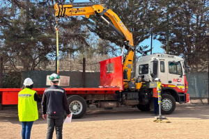 Operación de Camión Pluma