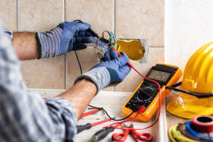 Riesgos Eléctricos de baja tensión  (hasta 1000 volt)